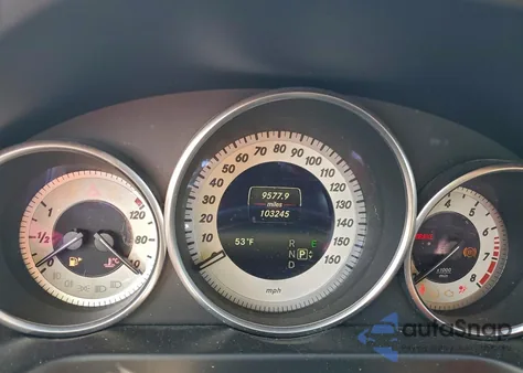 2016 Mercedes-Benz E 350 z USA, uszkodzony, nr VIN WDDHF5KB3GB306756